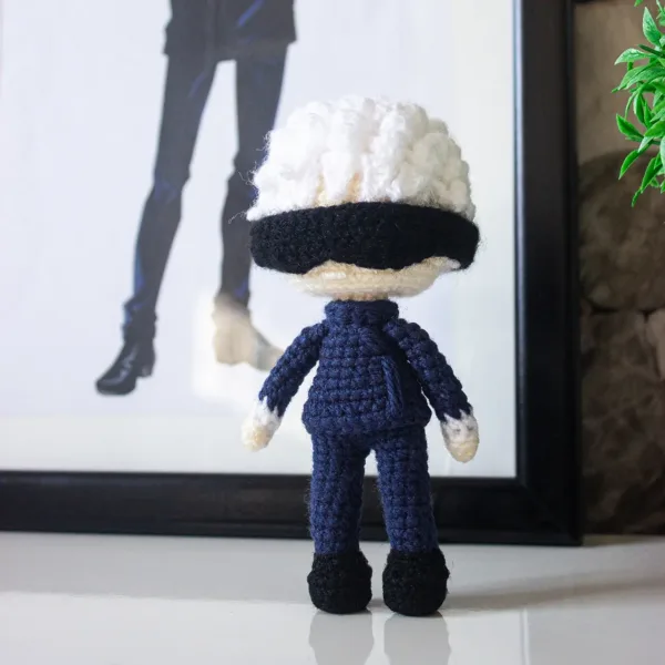 Crochet gojo satoru doll