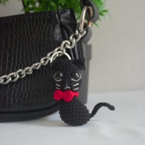 CROCHET CAT BAG CHARM