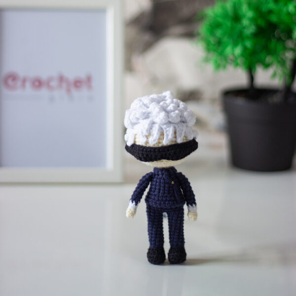 crochet gojo doll