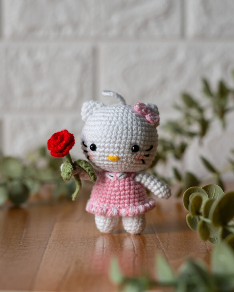 crochet Hello Kitty doll