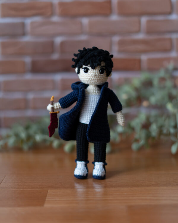Sung Jin-Woo Crochet Doll – Solo Leveling 19 cm