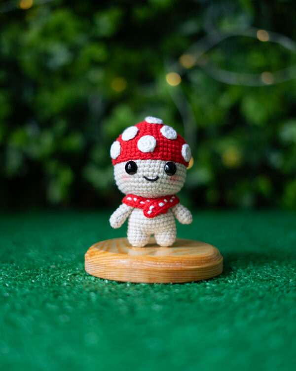 Mushroom Buddy Keychain – Crochet Plush 9 cm