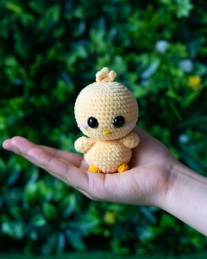 Crochet Fluffy Chick Doll – 10 cm