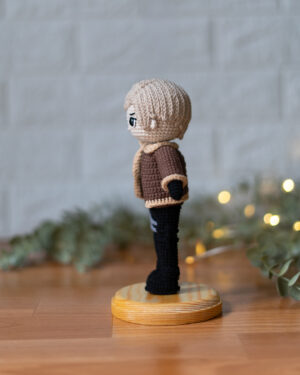 Leon Kennedy Crochet Doll – 19 cm