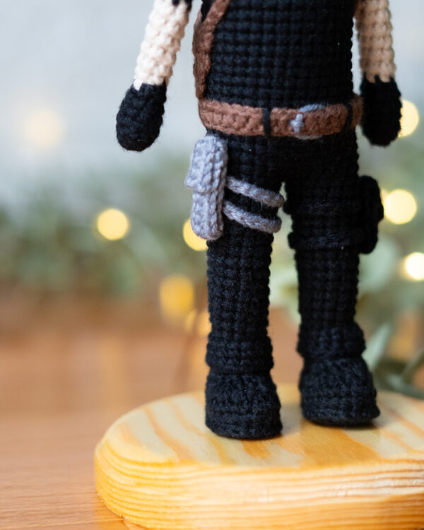 Leon Kennedy Crochet Doll – 19 cm