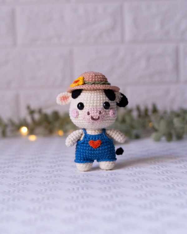 Farm Cow Crochet Doll – 11 cm