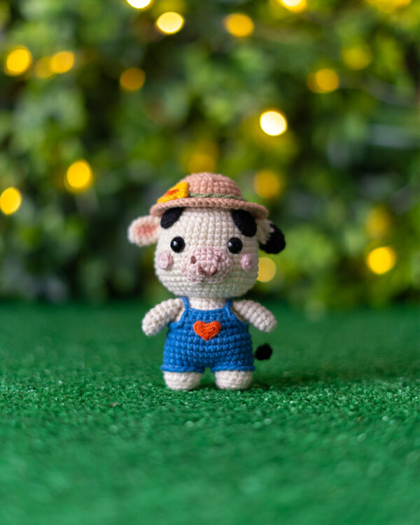 Farm Cow Crochet Doll – 11 cm