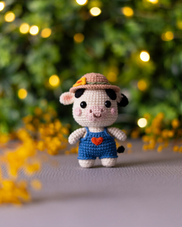 Farm Cow Crochet Doll – 11 cm