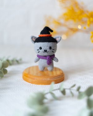 Halloween Witch Cat Crochet Doll – 11cm Amigurumi – Handmade Halloween