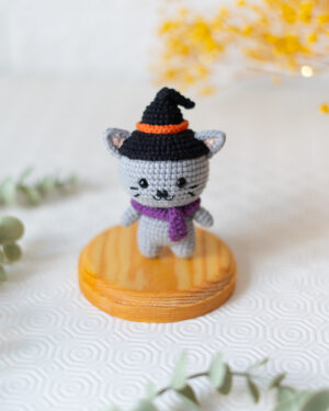 Halloween Witch Cat Crochet Doll – 11cm Amigurumi – Handmade Halloween