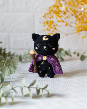 Black Cat Wizard Crochet Doll – 11cm Handmade Amigurumi