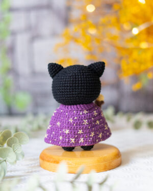 Black Cat Wizard Crochet Doll – 11cm Handmade Amigurumi