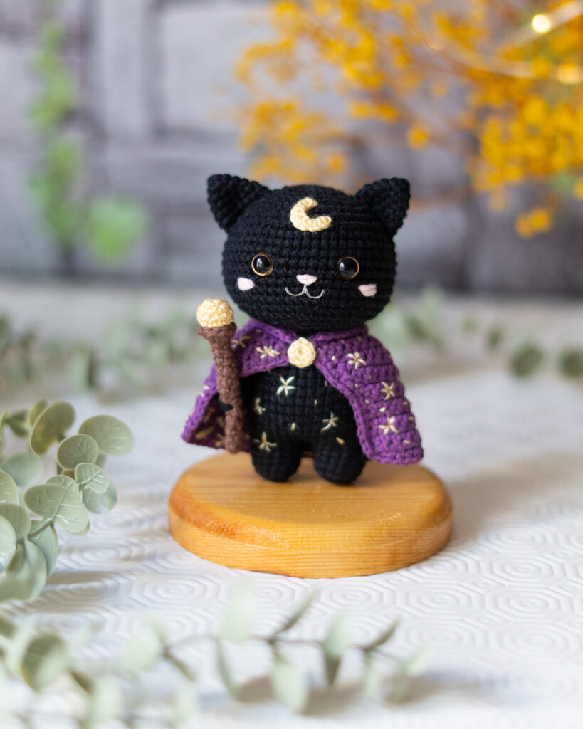 Black Cat Wizard Crochet Doll – 11cm Handmade Amigurumi