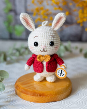 Alice in Wonderland – White Rabbit Crochet Doll
