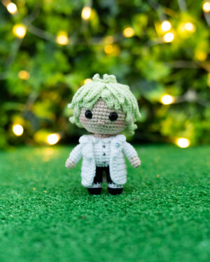G-Dragon Inspired Crochet Doll – Handmade 11cm K-Pop Idol Amigurumi Figure