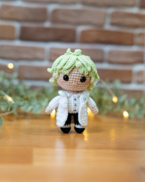 G-Dragon Inspired Crochet Doll – Handmade 11cm K-Pop Idol Amigurumi Figure