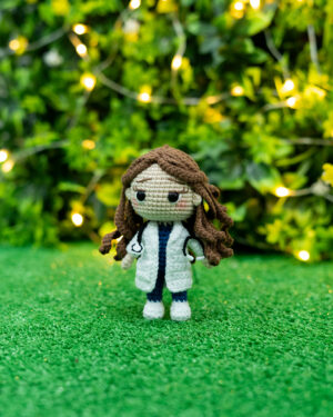 Doctor Crochet Doll Keychain – Handmade 15cm Medical Amigurumi – Nurse/Doctor Gift