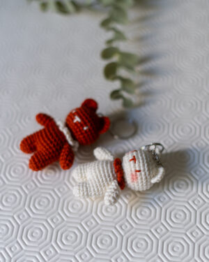 Cute Bear Crochet Keychain Set – 7cm Mini Teddy Duo – Handmade Amigurumi Gift