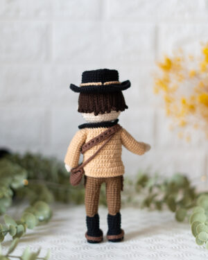 Arthur Morgan Crochet Doll – Red Dead Redemption Inspired – Handmade 20cm Cowboy Amigurumi