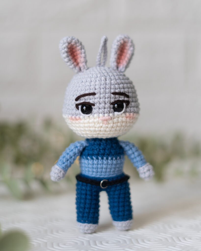 Judy Hopps Zootopia Crochet Doll – Handmade 13cm Bunny Amigurumi